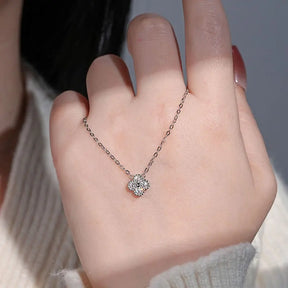 Moissanite Clover Pendant Necklace 3.0mm – D Color, 925 Sterling Silver, High-Quality Women's Engagement Jewelry
